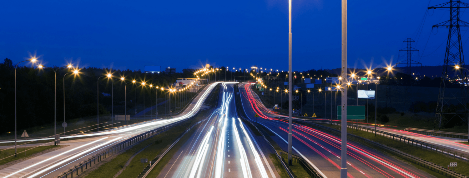 Avancerad fleetmanagement, förbättrade logistik med gps sändare